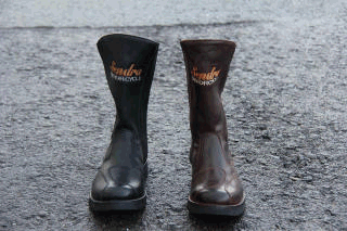 Outlet calzado venta de botas en Alameda del Valle